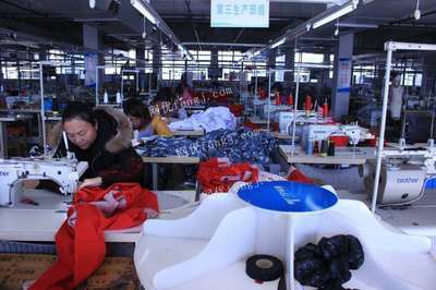 河南新密曲梁镇服装工厂转让 把握时尚商机，实现产业升级